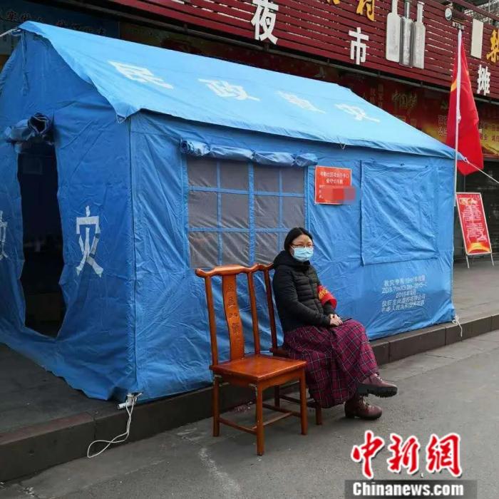 王时晖在卡点执勤。王时晖供图 王时晖在卡点执勤。王时晖供图