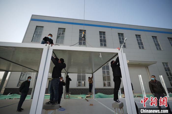 图为邢台经济开发区隔离点建设工程现场。 李院红 摄 图为邢台经济开发区隔离点建设工程现场。 李院红 摄